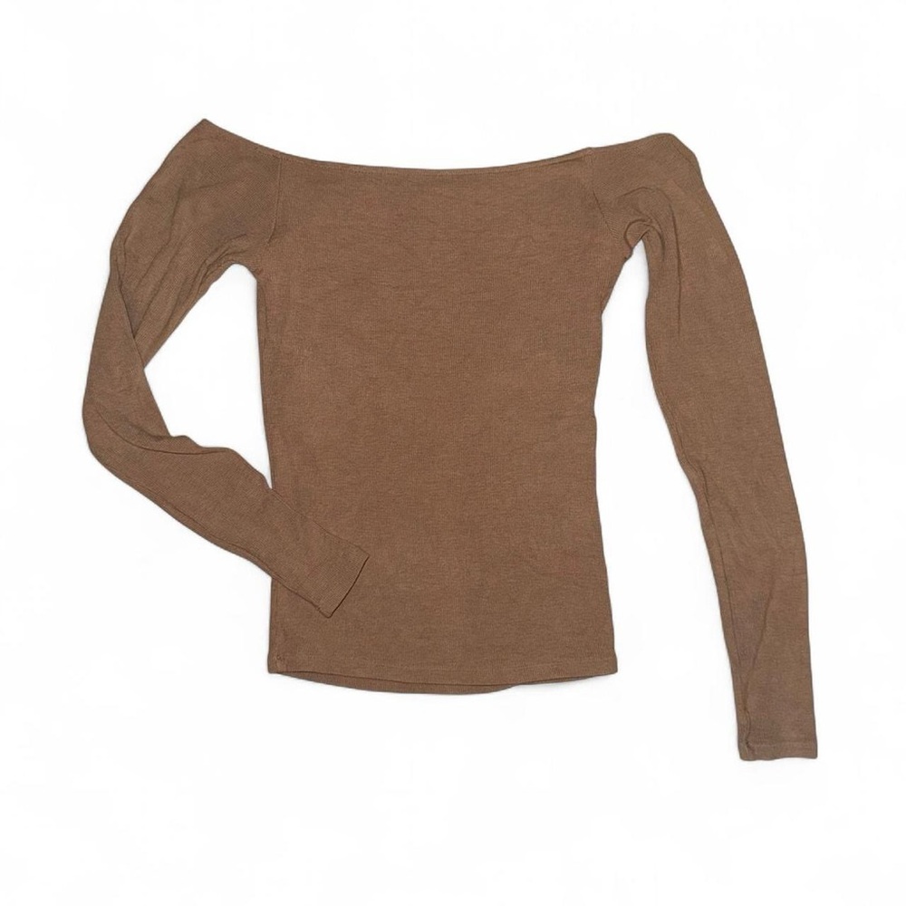Off-Shoulder Long Sleeve Top in Brown